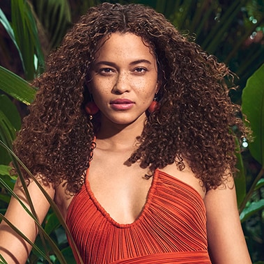 Aveda nutriplenishâ„¢ hair care model.